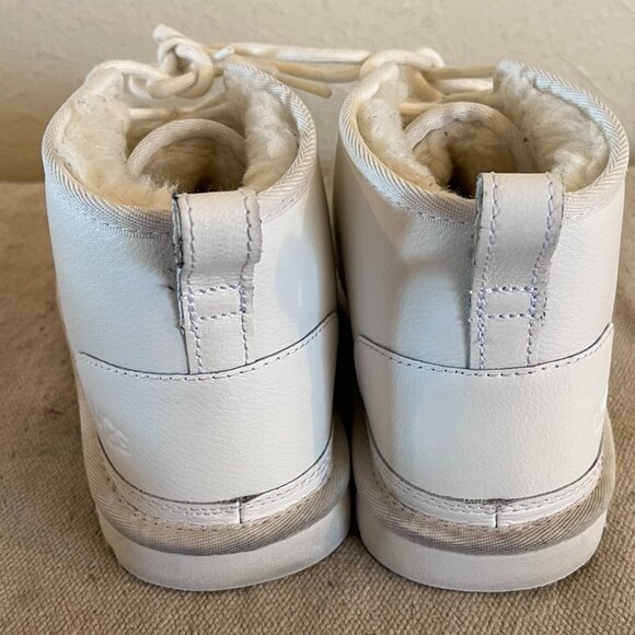 UGG Unisex Neumel Split Logo White/Black Chukka Ankle Boots Sz M7 - W8 main image 8